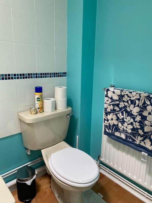 Cosy Apartment With Private Access And Kitchenette In Guildford (Adults Only) Worplesdon ภายนอก รูปภาพ